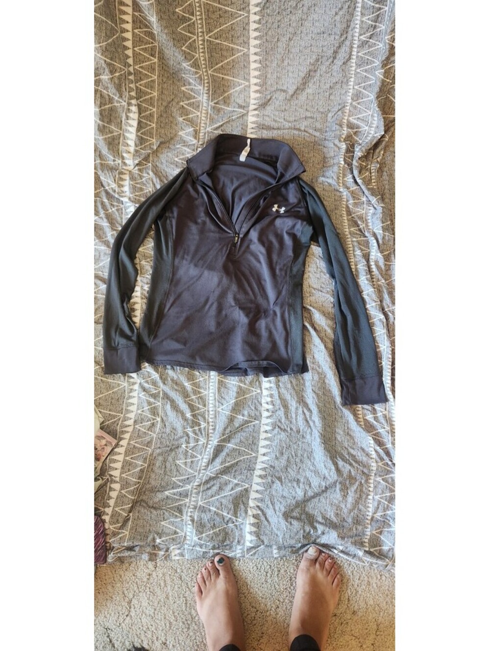 Under Armour Women's Black Long Sleeve Quarter Zip Pullover Size M